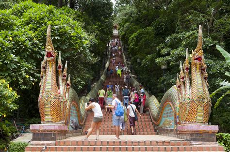 Wat Phra That Doi Suthep - En glättad buddhistisk tempel på toppen av ett berg!